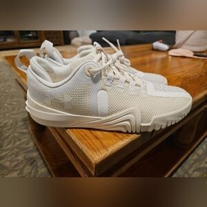 Under Armour TriBase Reign 6 'Ivory Dune'
